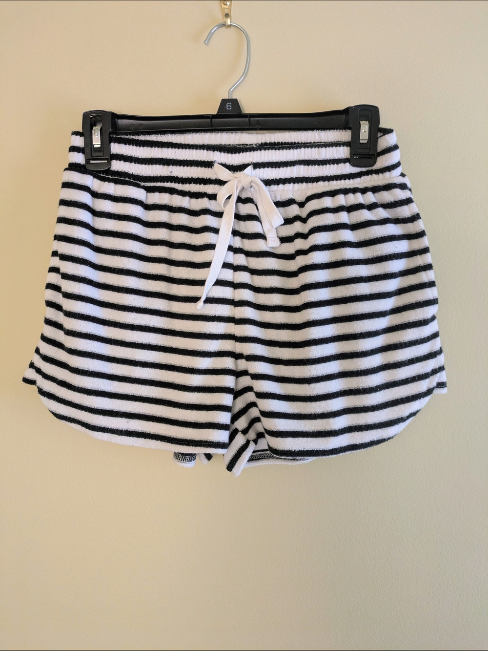 Ultra Flirt Black & White Striped Drawstring Athletic Shorts Sz S